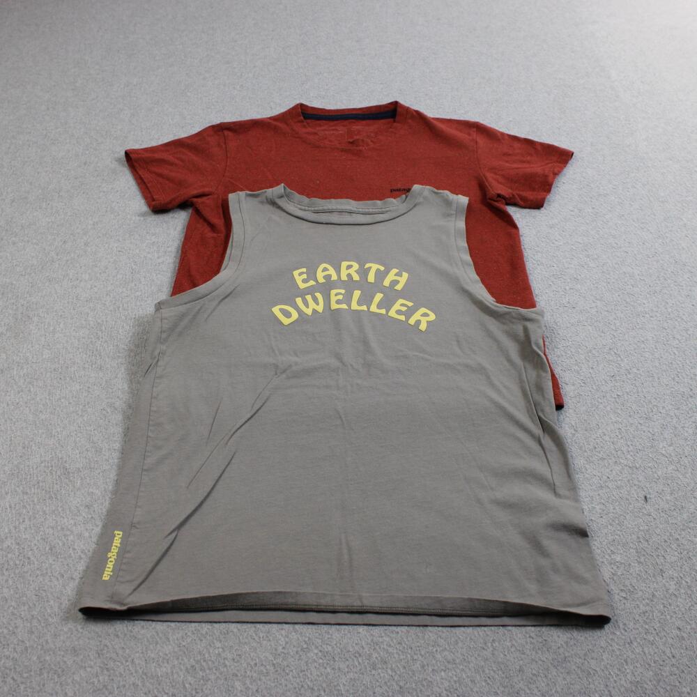 Patagonia Shirt Womens XS Red Gray Logo Earth Dweller Graphic Outdoor Tees Hike